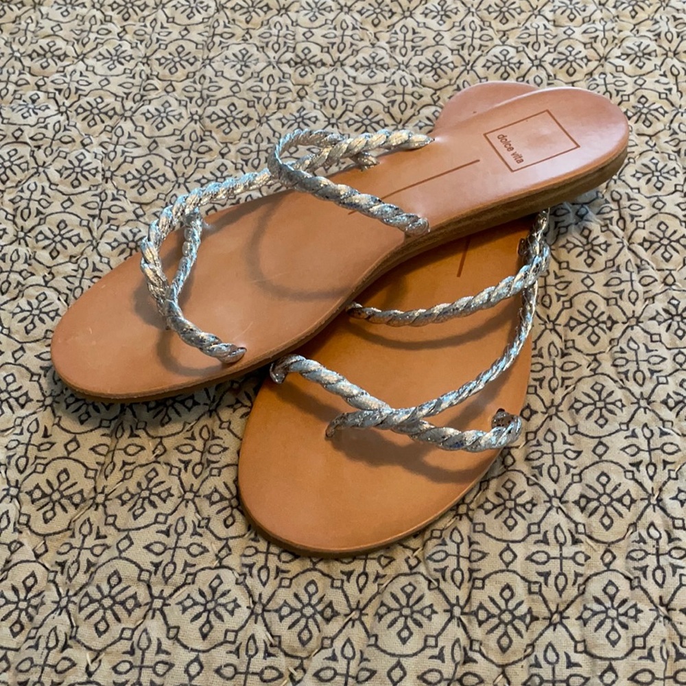 Dolce Vita Dexla Sandal in Silver Cracked Stella Size 7.5 New In Box